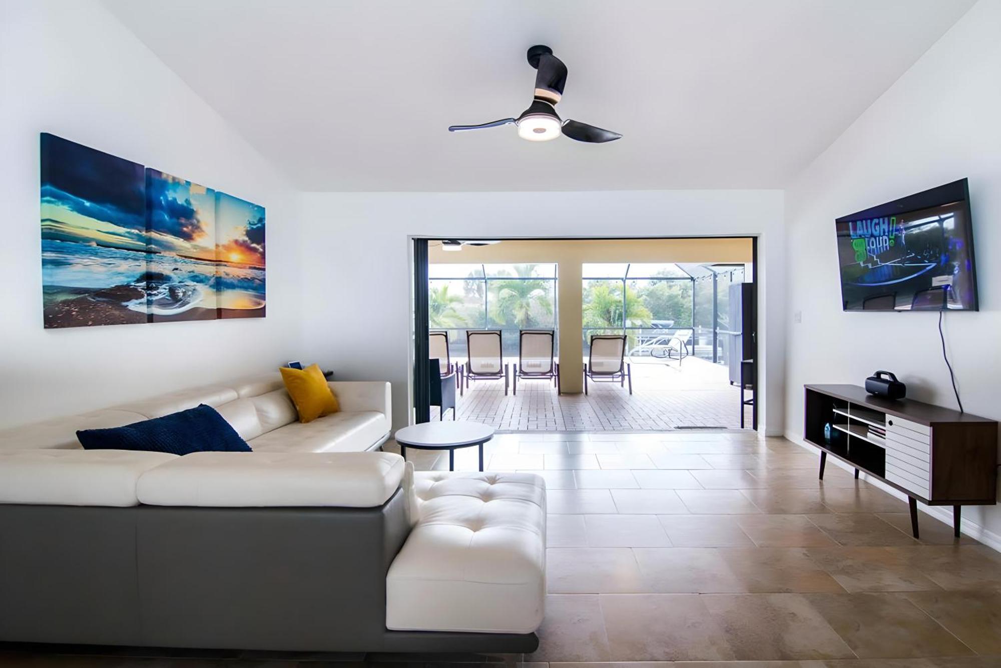 House With A Boatyour Private Waterfront Resort พอร์ตชาร์ล็อต ภายนอก รูปภาพ